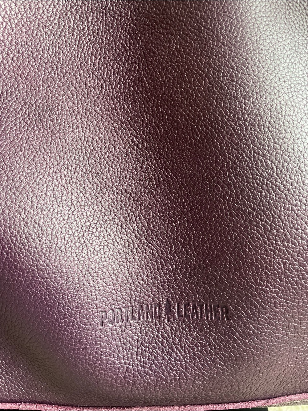 Portland Leather Aspen Medium Shoulder Bag Plum Leather Hobo Purse NWT - Picture 3 of 7